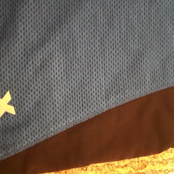 Two t-shirts - Picture 7 of 11